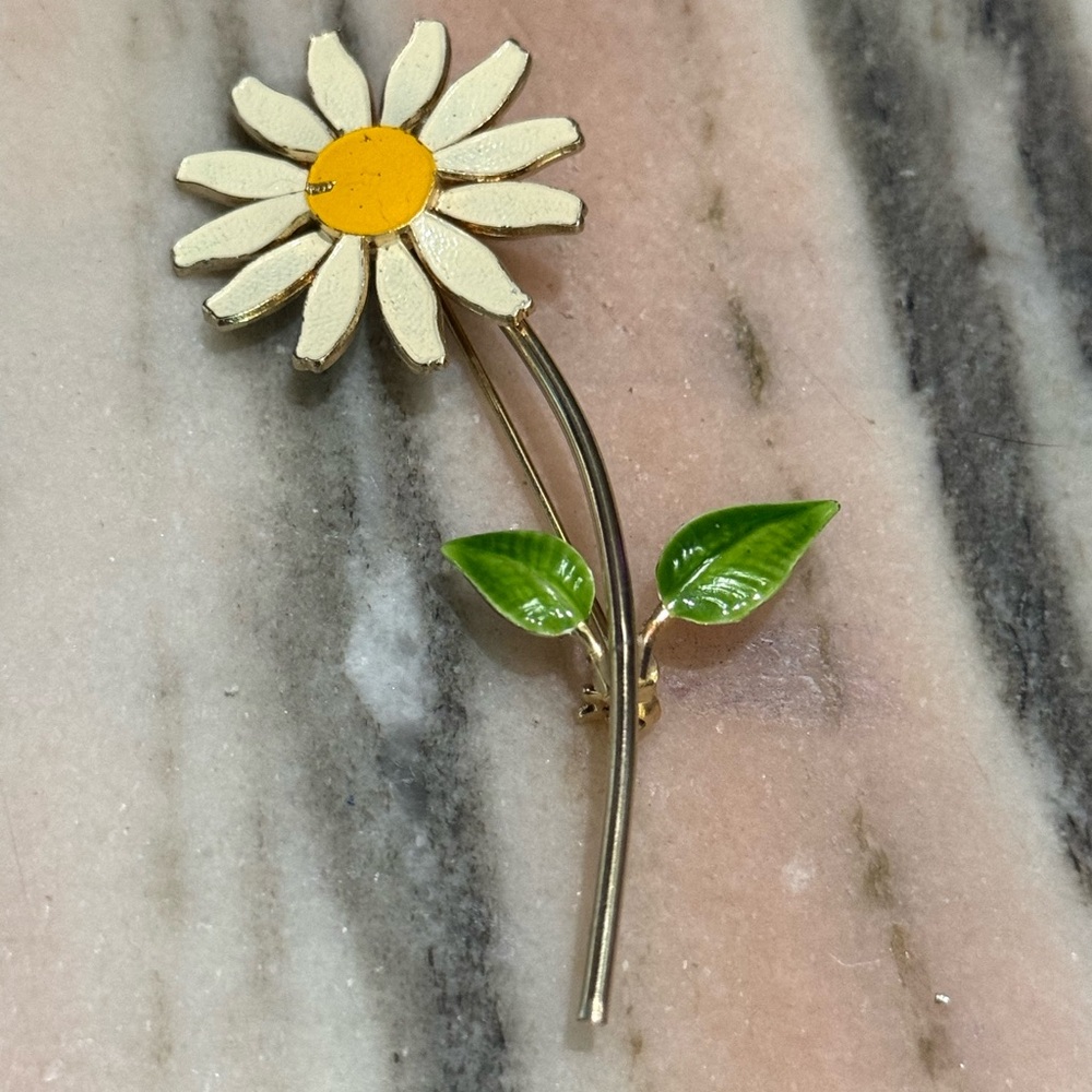 Vintage Daisy Flower Enamel Brooch in White, Yellow & Green